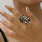Original‑Design Wavy Silver‑Tone Heavy‑Duty Open Ring