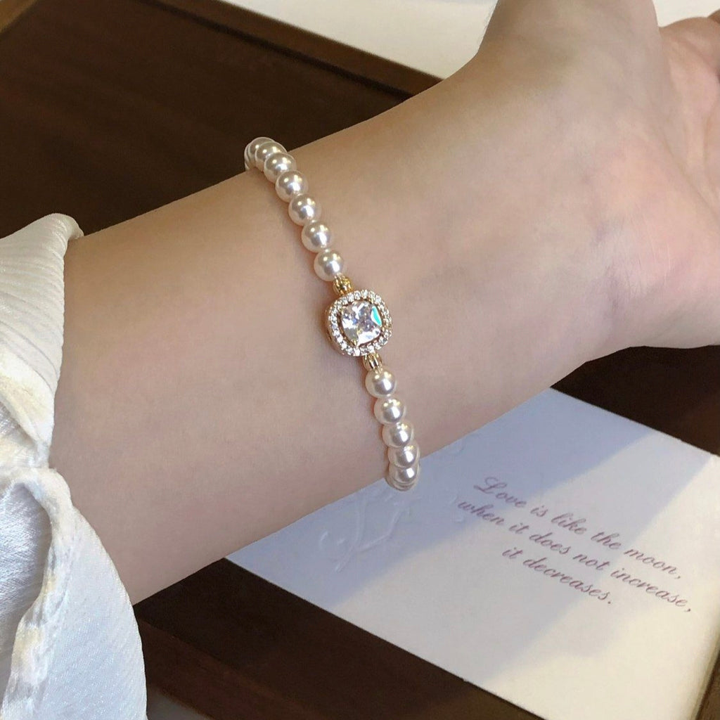 Sparkly Baguette-Cut CZ Pearl Bracelet